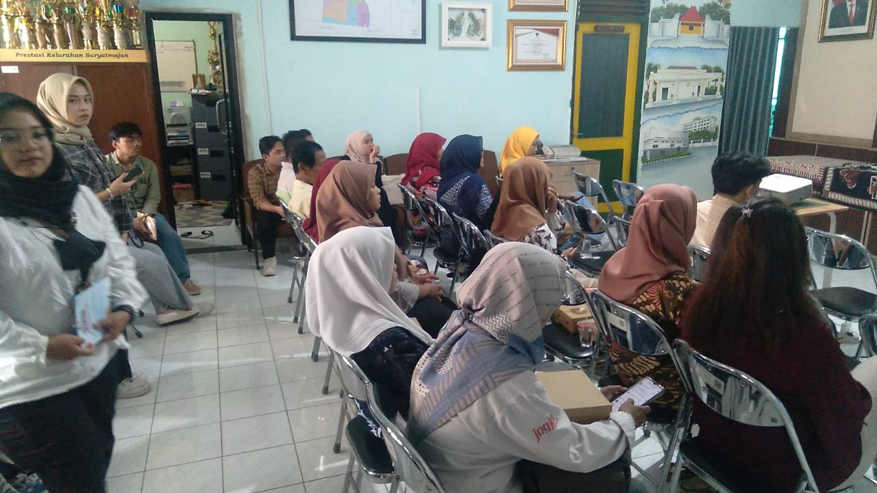 Sosialisasi dan Dialog Program Kampung Iklim ( PROKLIM )